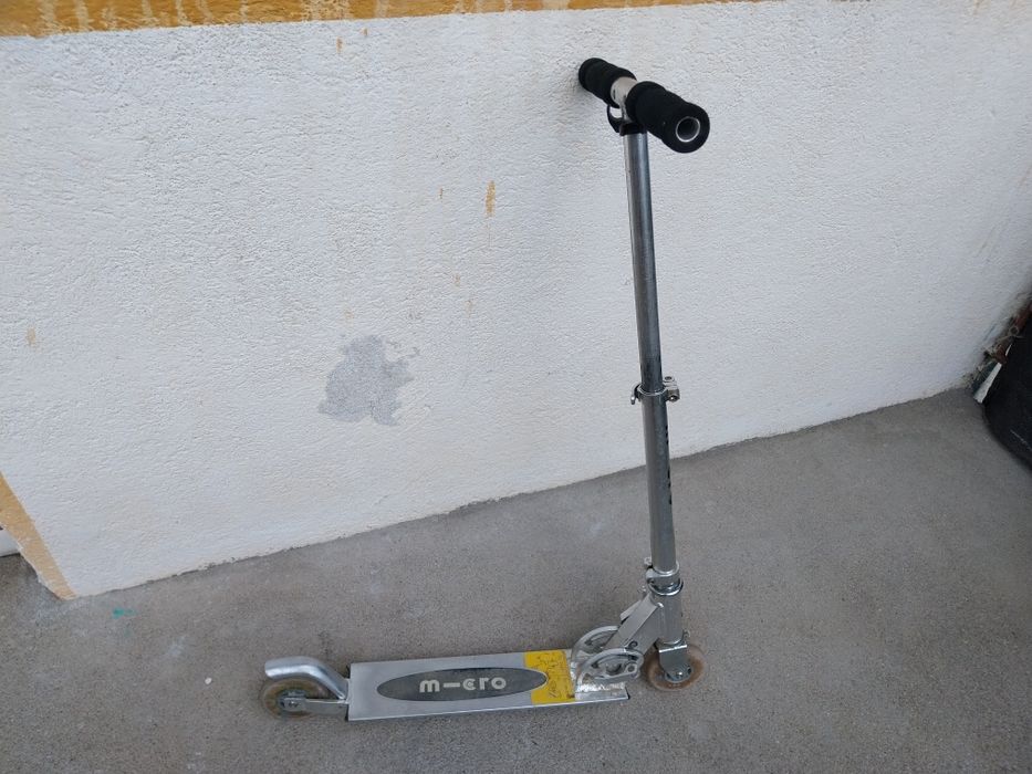 Продавам детска тротинетка  много хубава.