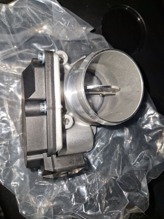 Clapeta acceleratie audi3.0 tuareg 3.0