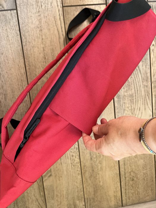 Дамска раница в малиново червено Ucon Acrobatics