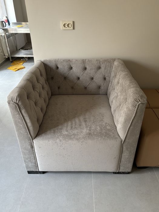 Продается кресло диван новый