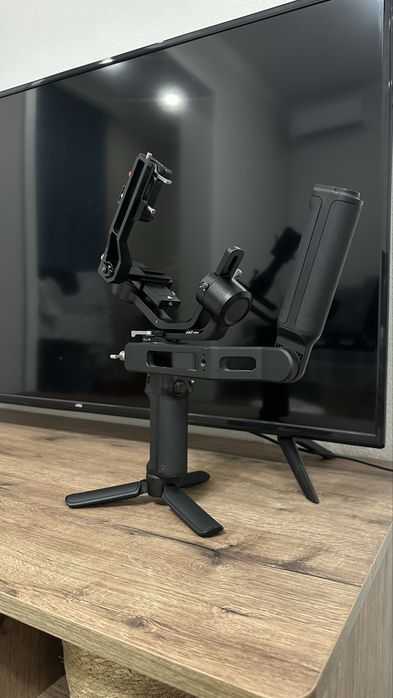 Стабилизатор DJI RS3 mini + ручка