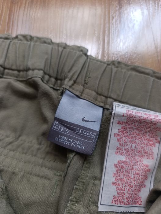 Y2k Nike зелени панталони до коляното
