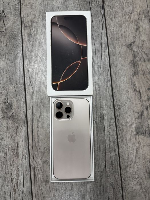 iPhone 16 Pro Max 256 GB 92%Desert