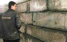 Гидроизоляция стыков конструкции из бетонных блоков ввода коммуникаций