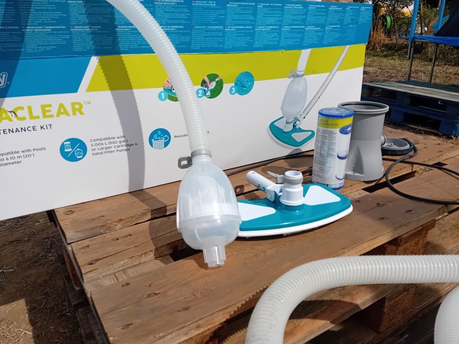 Помпа за басейн и прахосмукачка