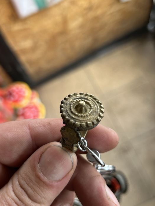 Продавам Пръстени