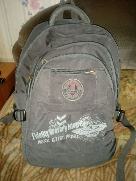 Продам Рюкзак средней величины