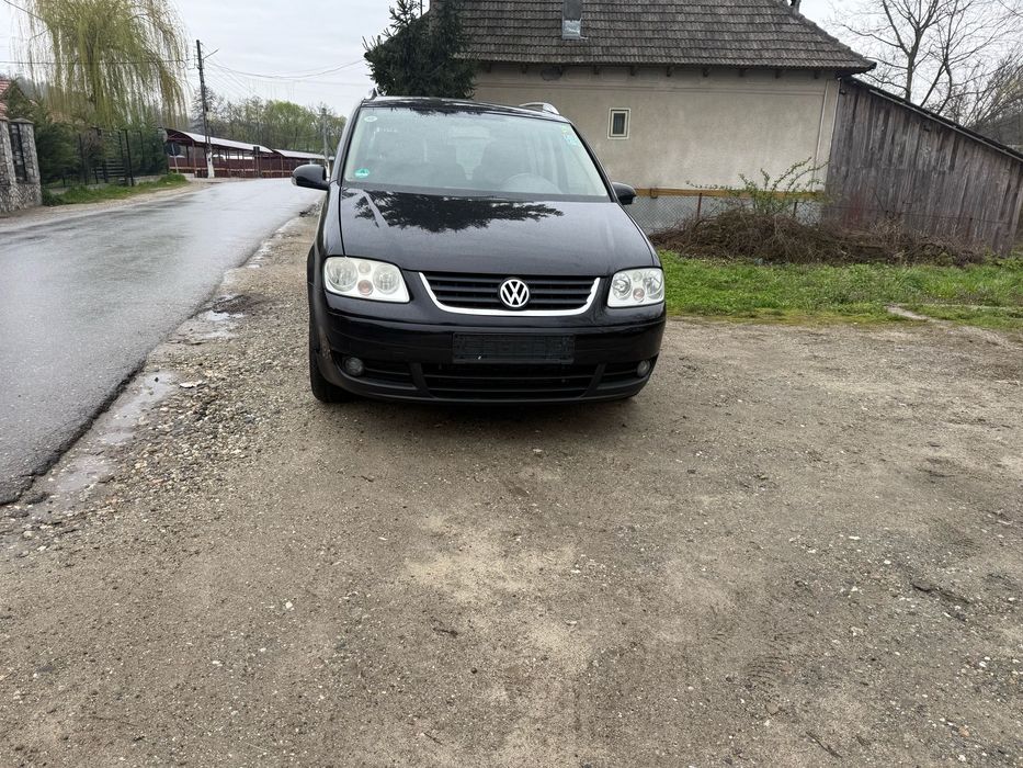 VOLKSWAGEN Touran 2003