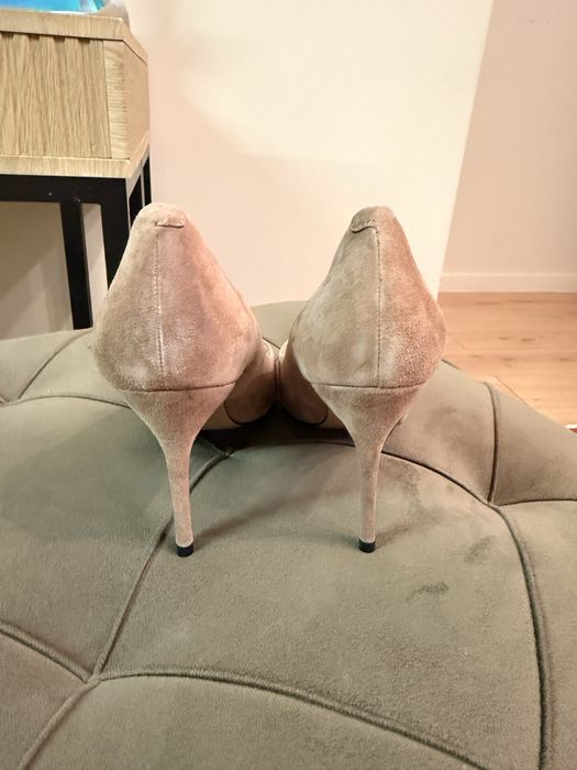 Продам туфли на шпильке