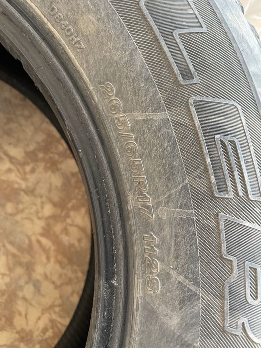 Шины летние б/у 265/65/17.