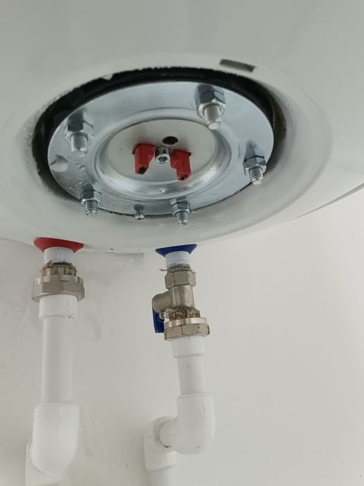 Сантехник.     .