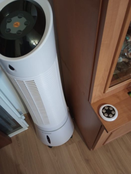 Ventilator tip racitor