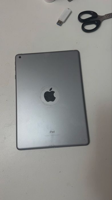 Apple iPad 2018 года