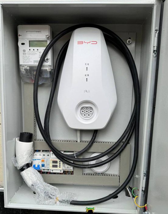 Elektromontyor/Elektromontaj/ Электромонтаж/Установка зарядники