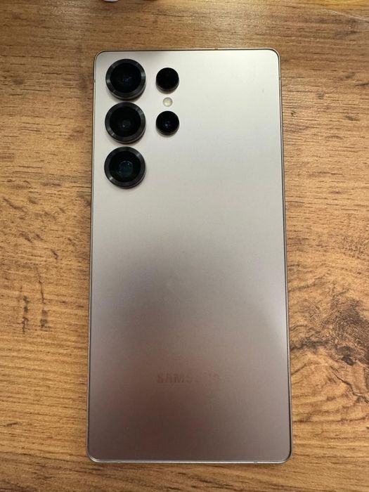 Продам Samsung s25 ultra