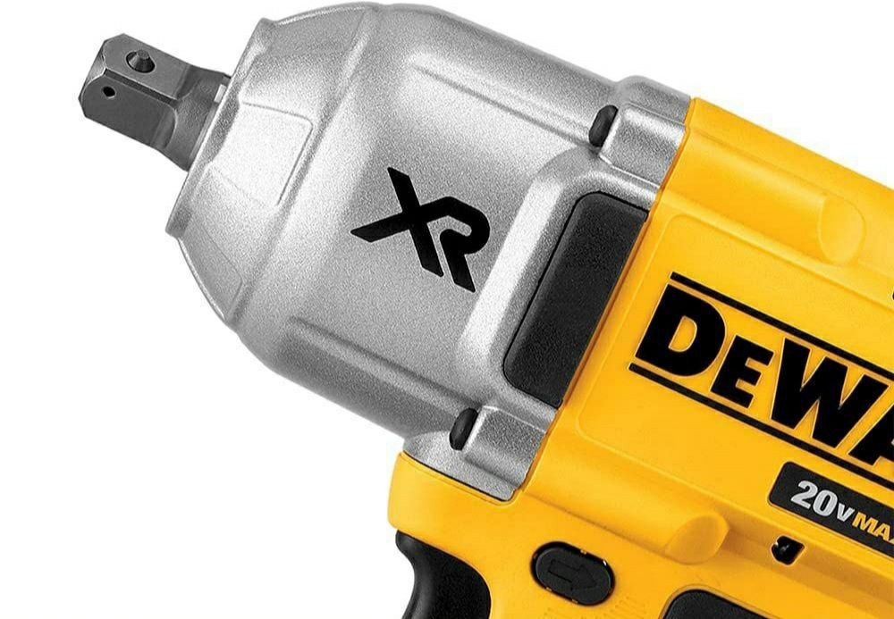 Гайковёрт DeWalt. Оригинал. Из Америки. Почти новая.
