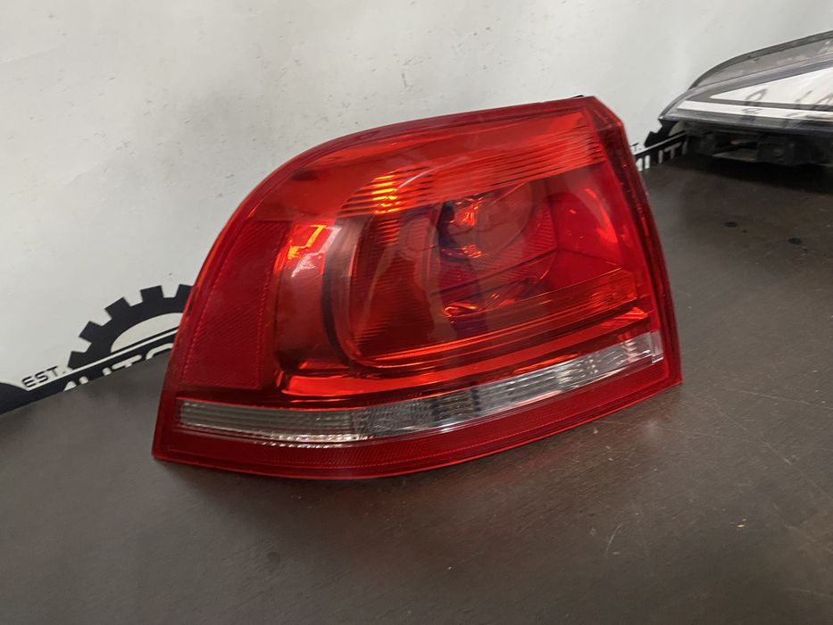 Stop stanga Vw Touareg 7P