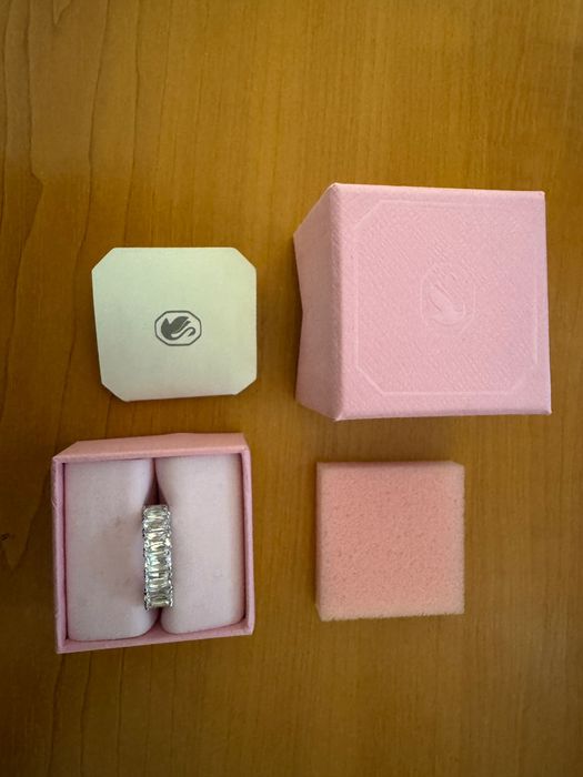 Swarovski пръстен