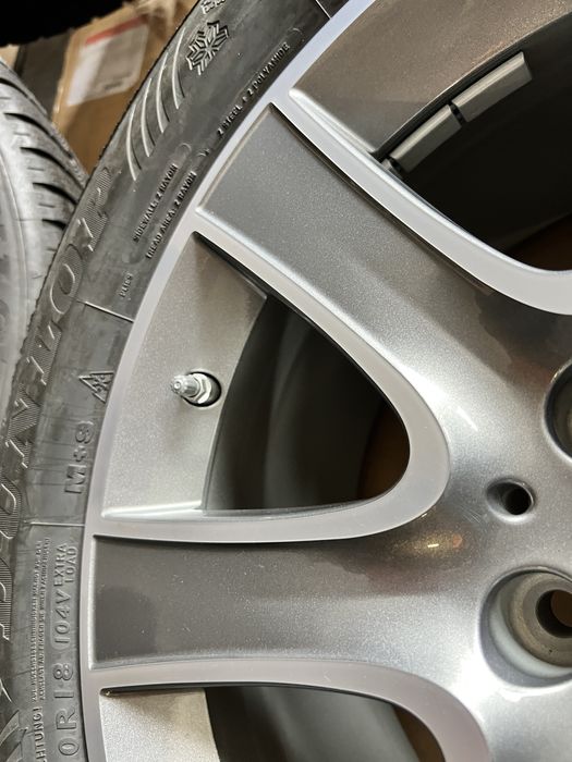 Jante NOI originale Mercedes S classe 18 inch’ + anvelope iarna nefolosite  245/50/18 , Dunlop , 8 mm !