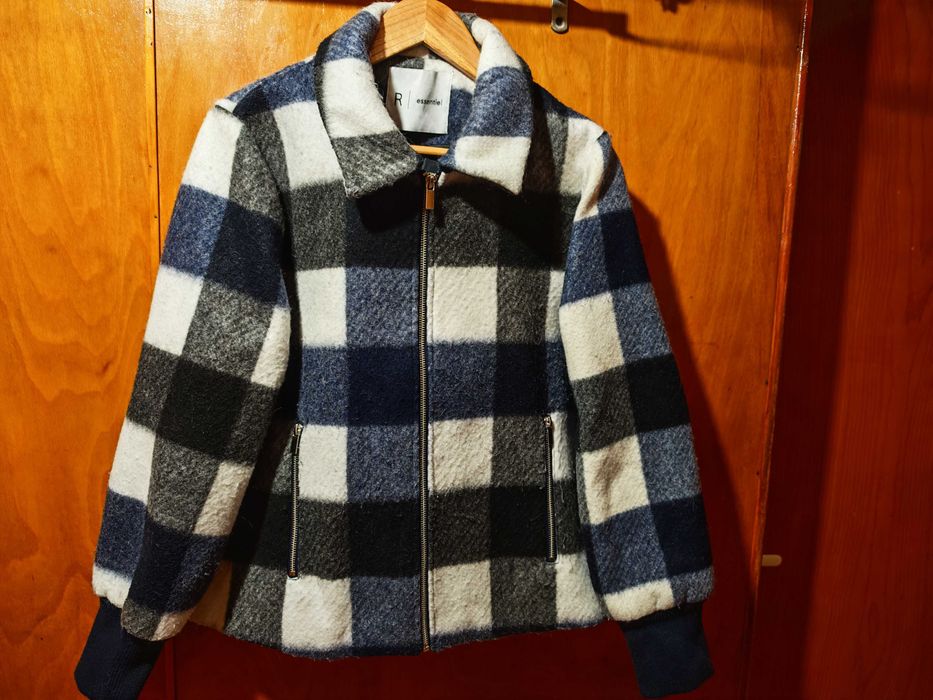 Зимно палто R essential