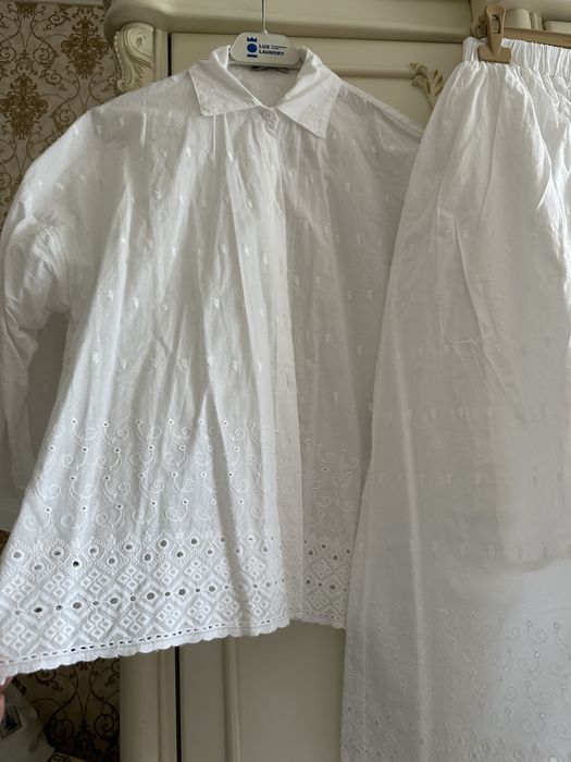 женская двойка белого цвета материал батис хб