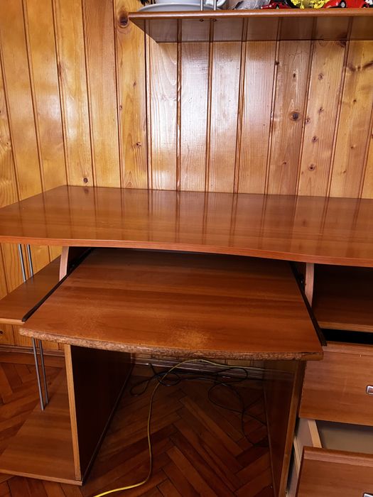 Masa de birou din lemn