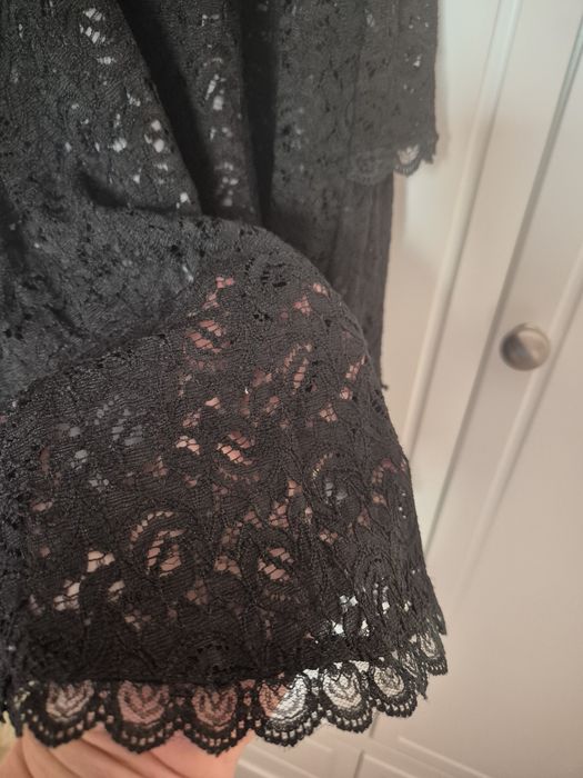 Rochie scurta din dantela varsta 11-12 ani