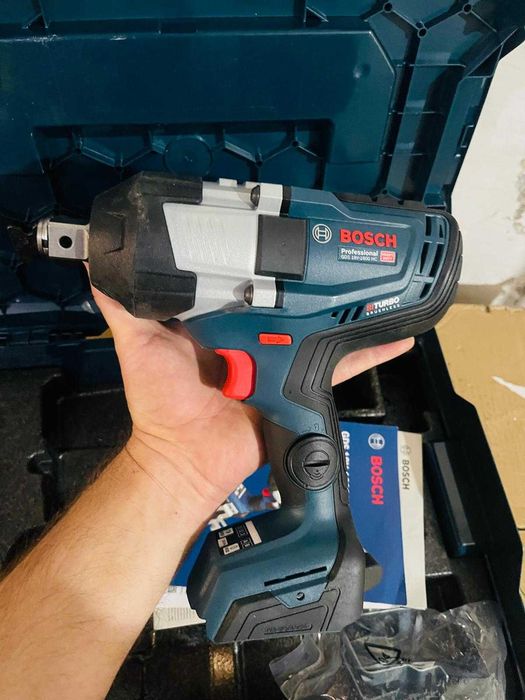 Filetanta cu impact Bosch GDS 18 V - 1600 HC 18 V | 0 - 1600 Nm | 3/4 inch | Fara perii de carbon | Fara acumulator si incarcator