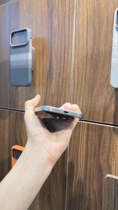 iphone 15 pro max naxtka