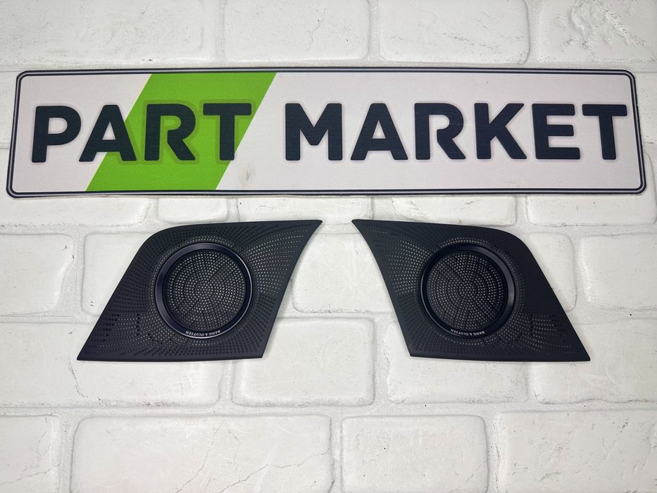 Решетки табло BANG&OLUFSEN AUDI Q5 SQ5 8R 8R0857228A 8R0857227A