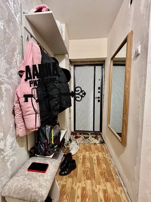 Срочно! 2/3/5 Метро БИЙ, 171 школа, Саёхат, кирпич 2х6, цена 77 000