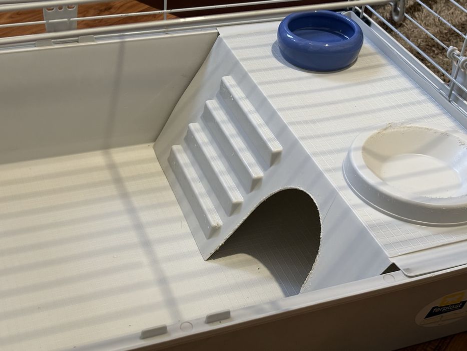 Клетка для маленьких питомцев Б/У