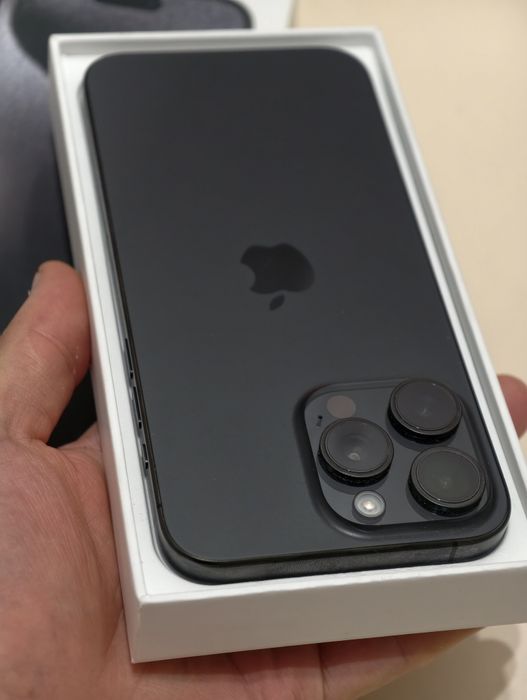iPhone 15 Pro Max 256 gb ёмкость 93