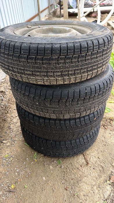 комплект резины Bridgestone R13 с дисками