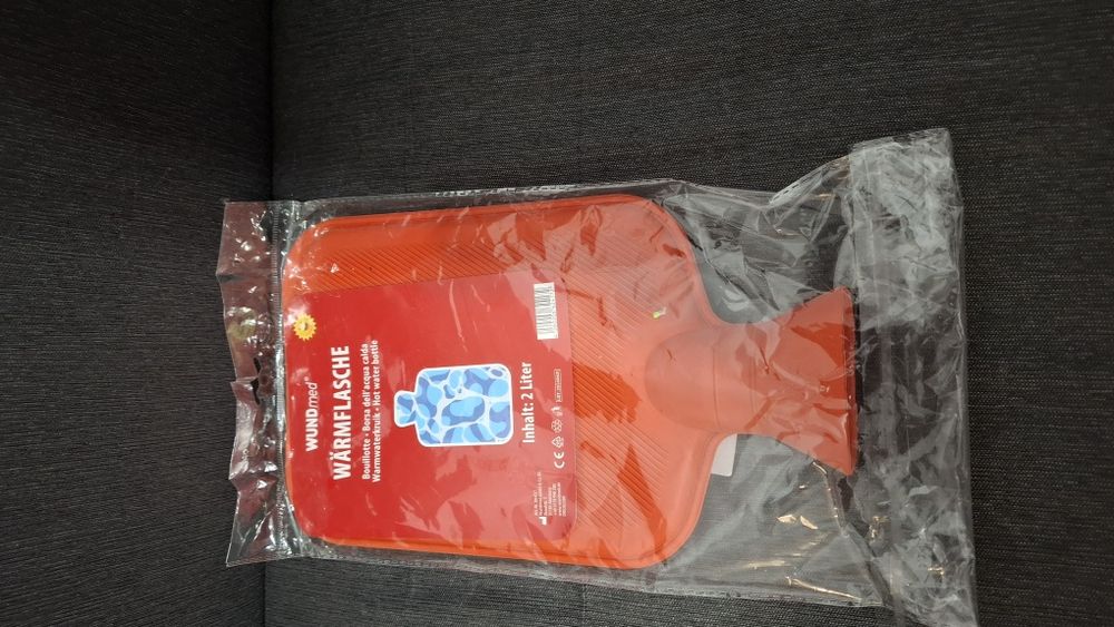 Perna apa calda punga plosca