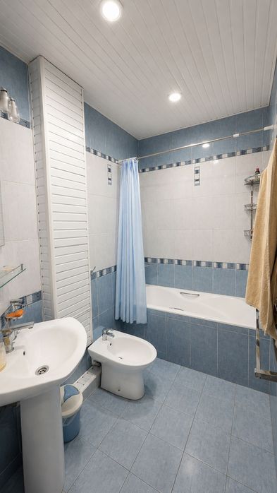 Novza metro yonida 3 xonali kvartira, 75 m², 8/9 qavat