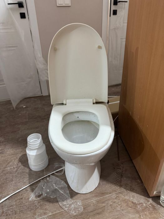 Унитаз бу продам