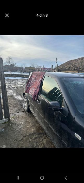 Vand golf 4 intreg, masina e radiata