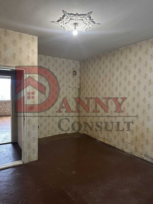 Продава се Двустаен апартамент в Велико Търново, Акация - 62 кв.м за 1246 €/кв.м - Снимка #3