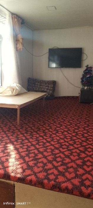 Uy sotiladi 3 xonali kvartira