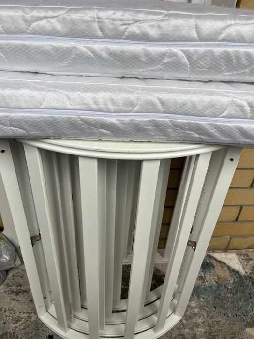 Продам кроватку детскую