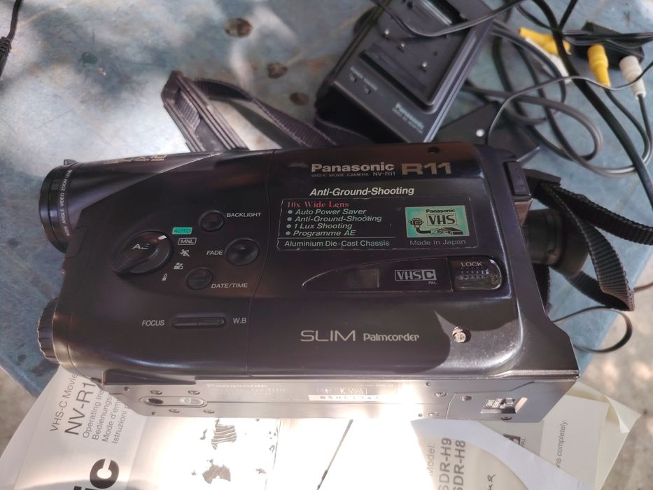 Стара видеокамера Panasonic