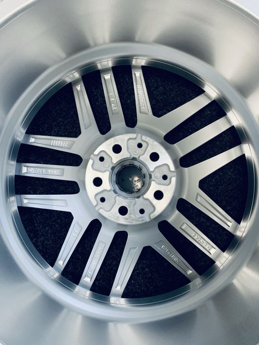 Jante originale BMW seria 5 i5 G60 G61 style 933 5A324D6