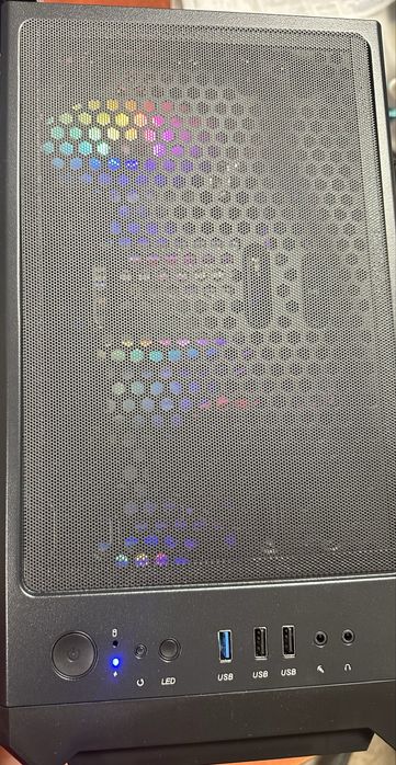 Геймърски компютър, full hd, Intel i5, rtx 3070, 16gb, nvme