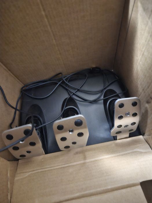 Volan gaming logitech g920