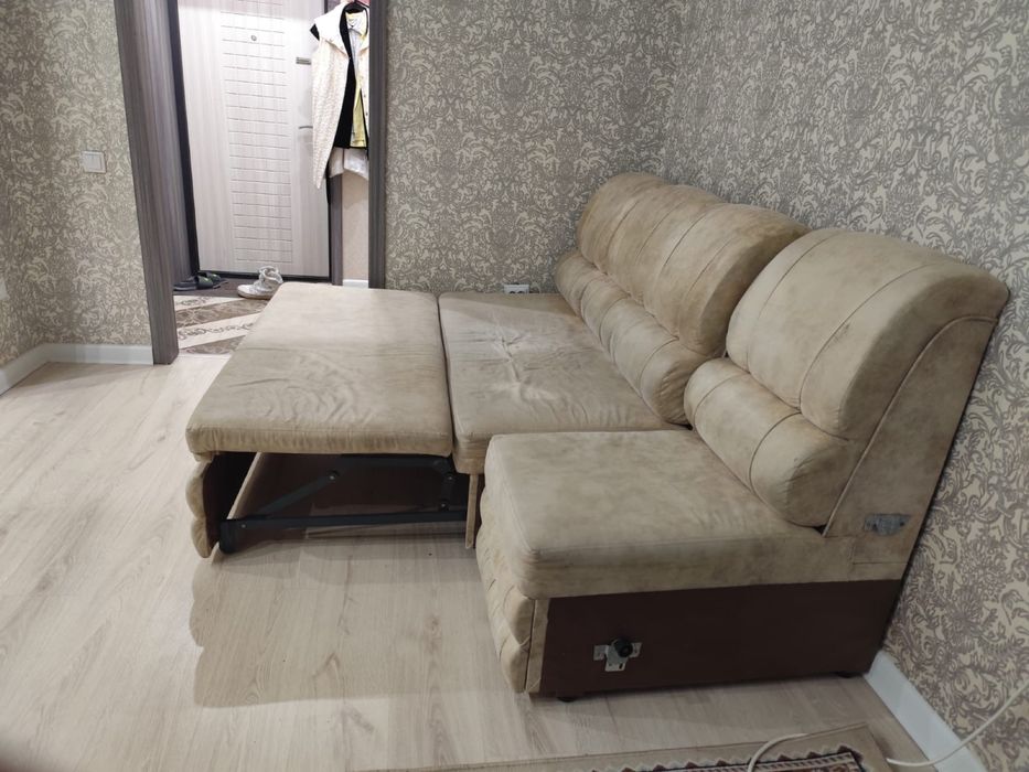 Бесплатно Отдам даром диван