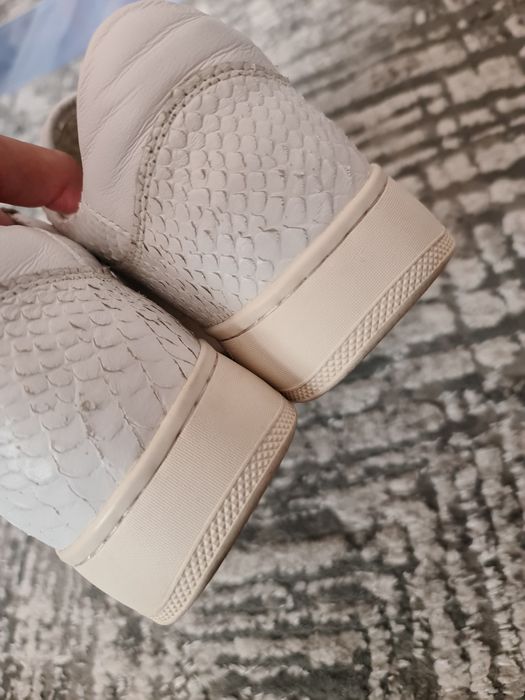 Кожени сникърси Pinko