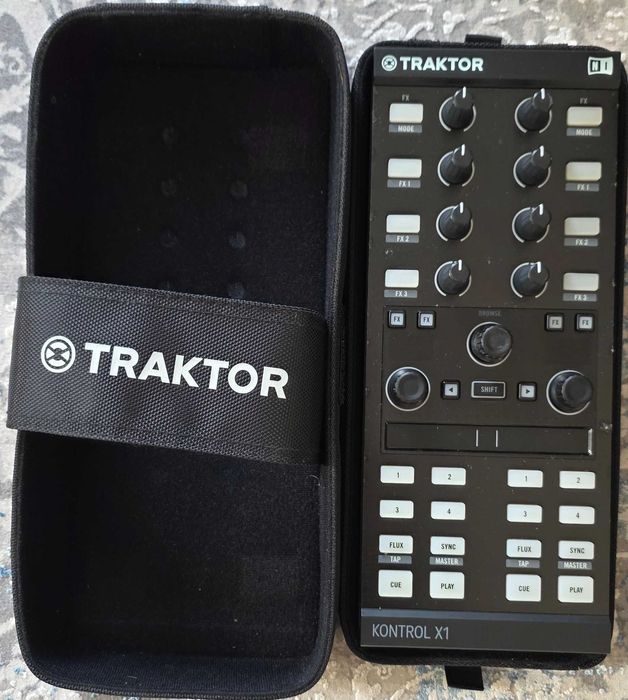 DJ Комплект Traktor S4, X1 и UDG DJ Travel Bag