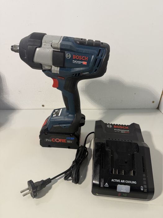 Imact desfacut roti patrat 1/2 Bosch GDS 18V-1000