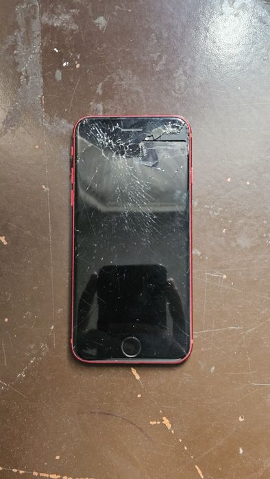 IPhone 12 Pro & IPhone se